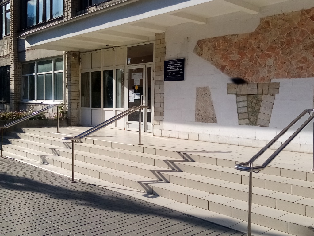 6. Вход.группа с закрытой двеобю.jpg